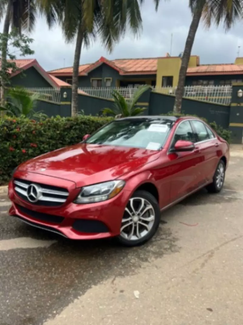 Mercedes-Benz C 300   - 2017
