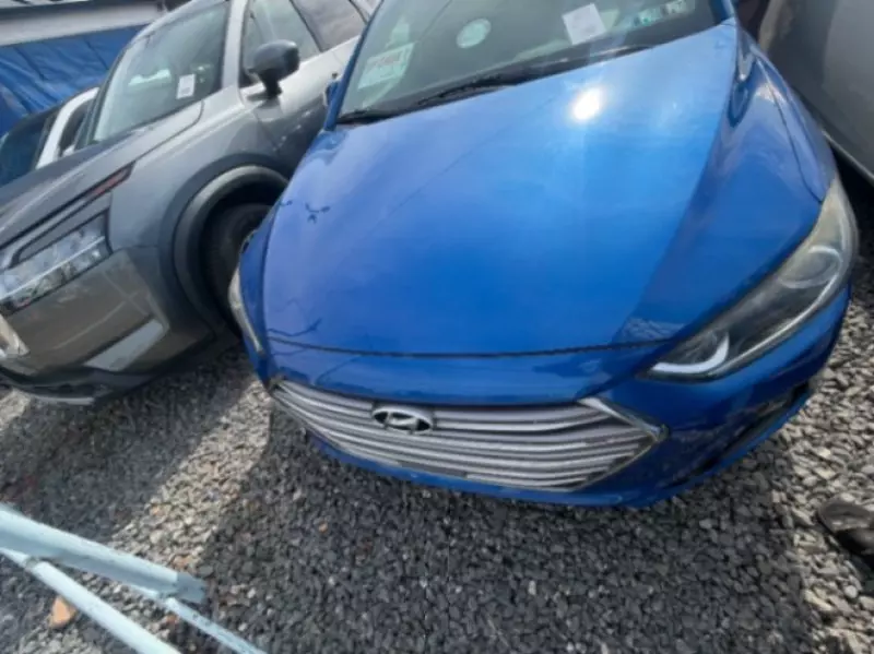 Hyundai Elantra   - 2017