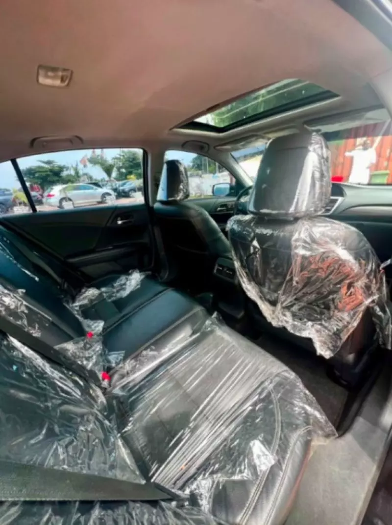 Honda Accord   - 2016