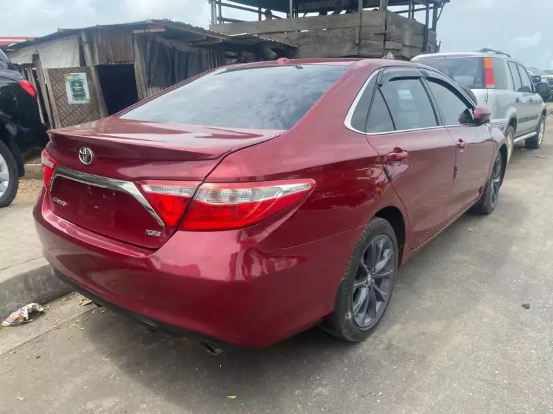 TOYOTA Camry   - 2015