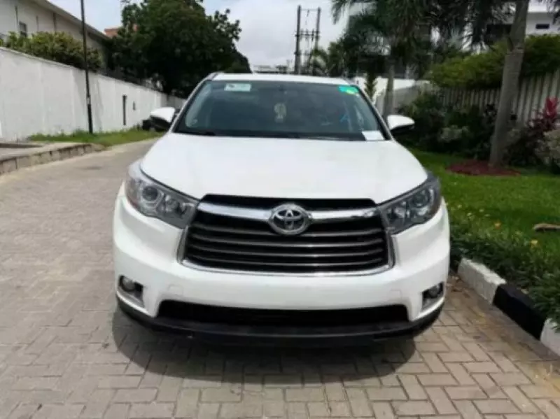 TOYOTA Highlander   - 2015
