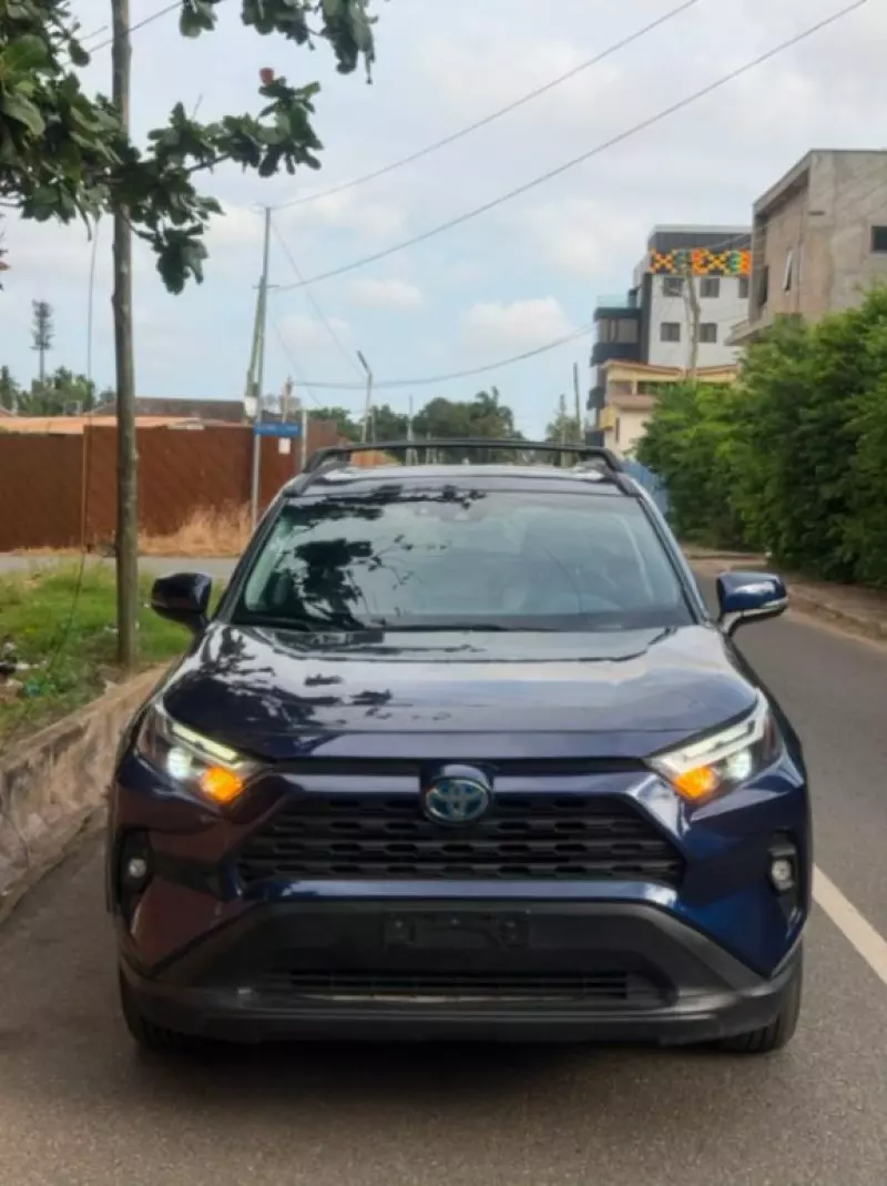 TOYOTA RAV 4   - 2024