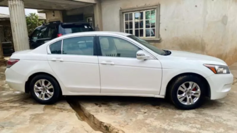 Honda Accord   - 2008