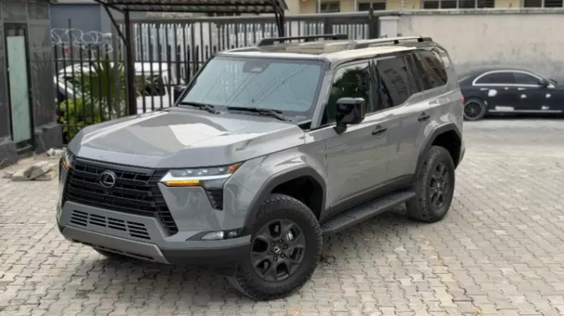 Lexus GX   - 2025