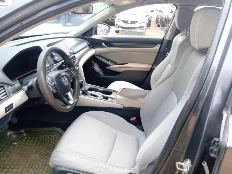 Honda Accord   - 2018