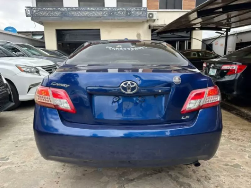 TOYOTA Camry   - 2011