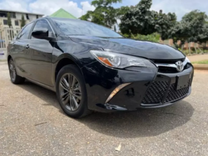 TOYOTA Camry   - 2017