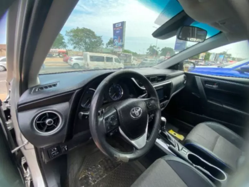 TOYOTA Corolla   - 2018