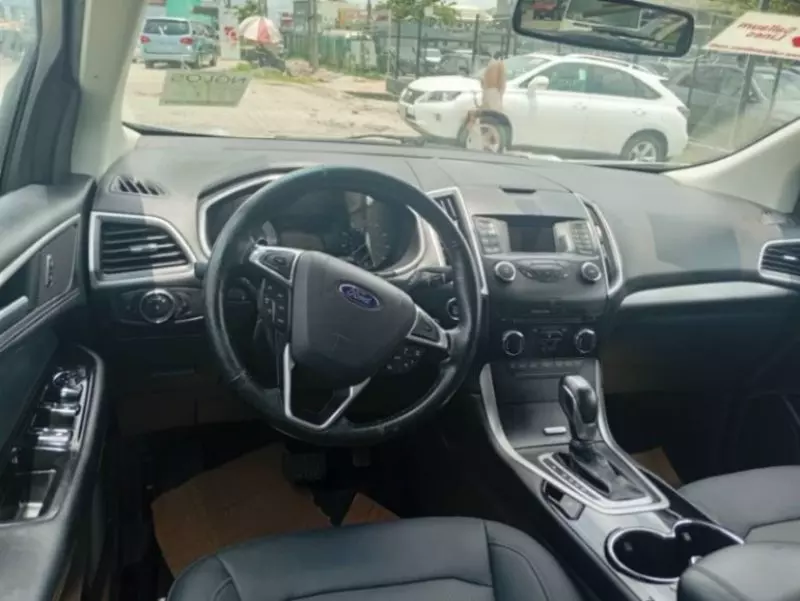 Ford Edge   - 2016