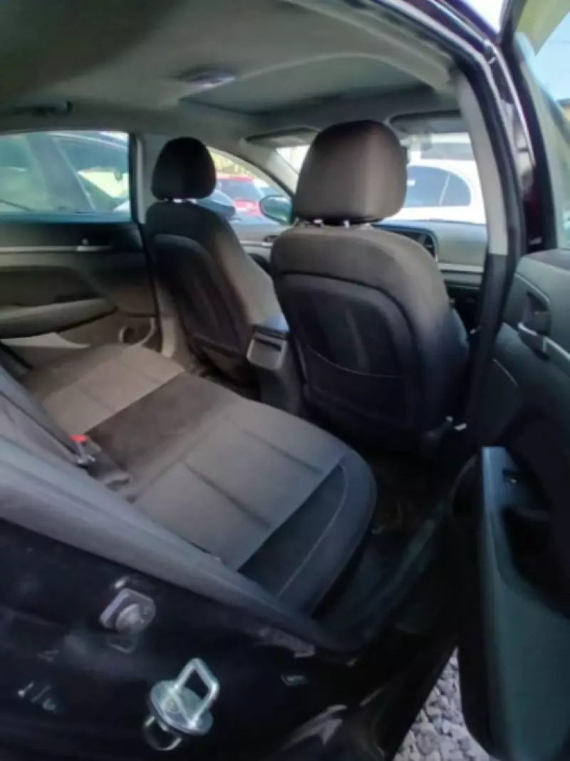 Hyundai Elantra   - 2017