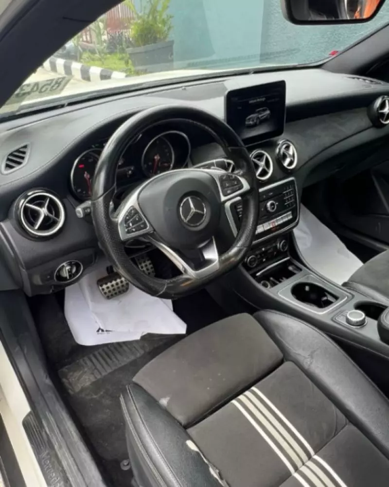 Mercedes-Benz GLA 250   - 2017