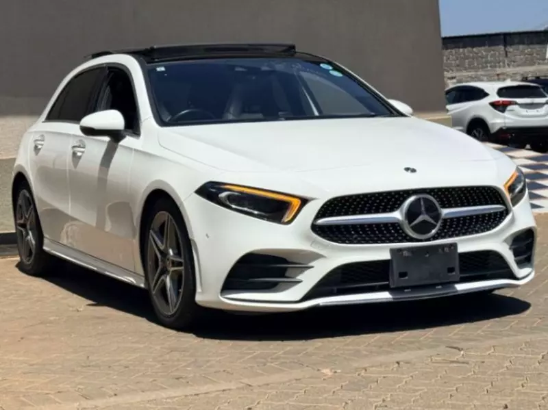 Mercedes-Benz A180   - 2019