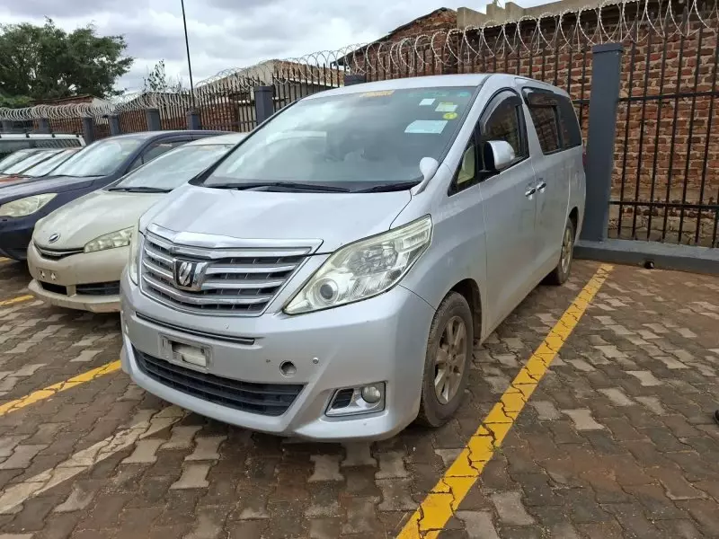 Toyota Alphard - 2013