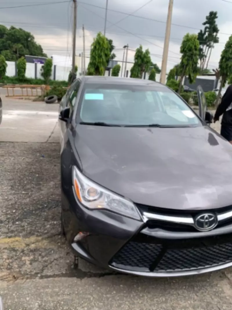 Toyota Camry   - 2015