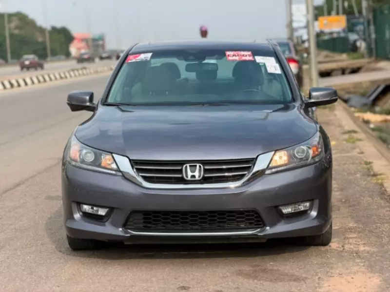 Honda Accord   - 2013