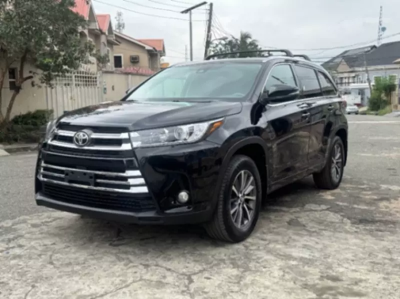 TOYOTA Highlander   - 2018