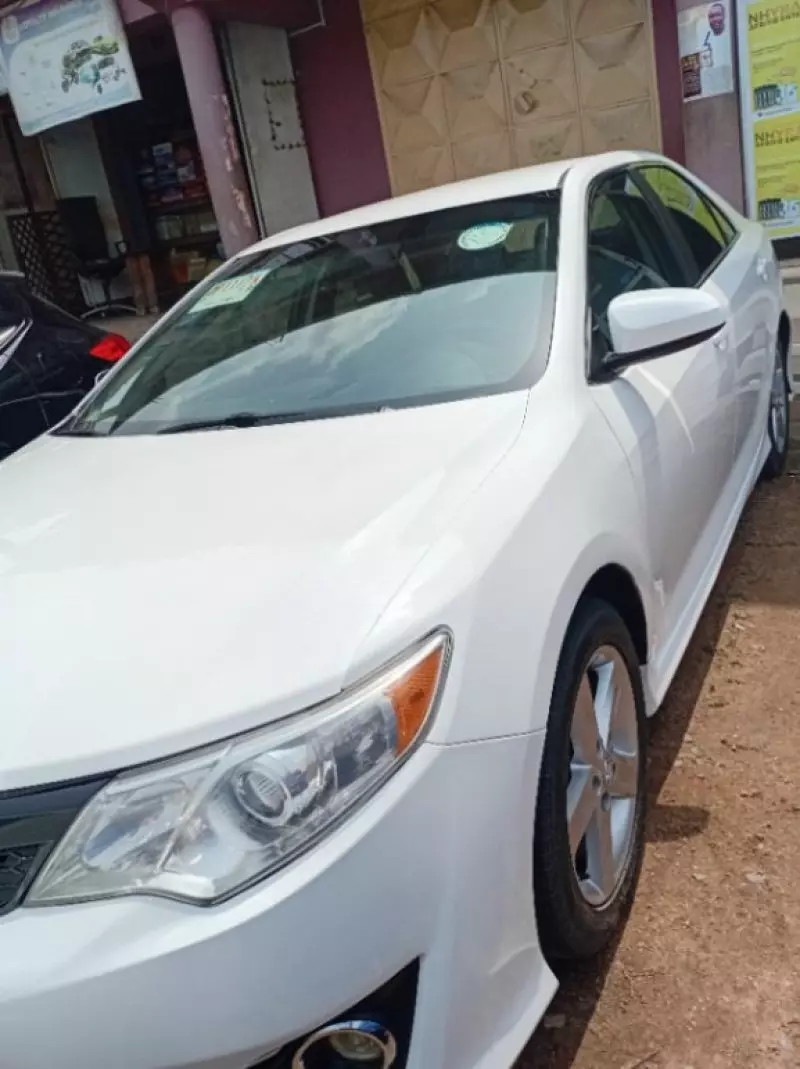 Toyota Camry   - 2020