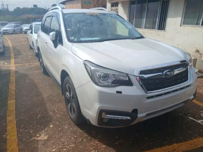 Subaru Forester   - 2017