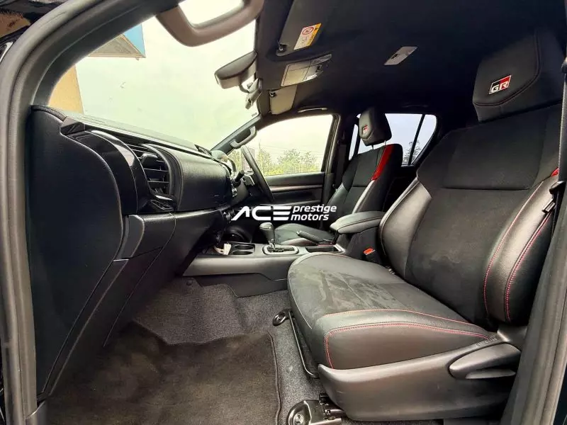 TOYOTA Hilux - 2022