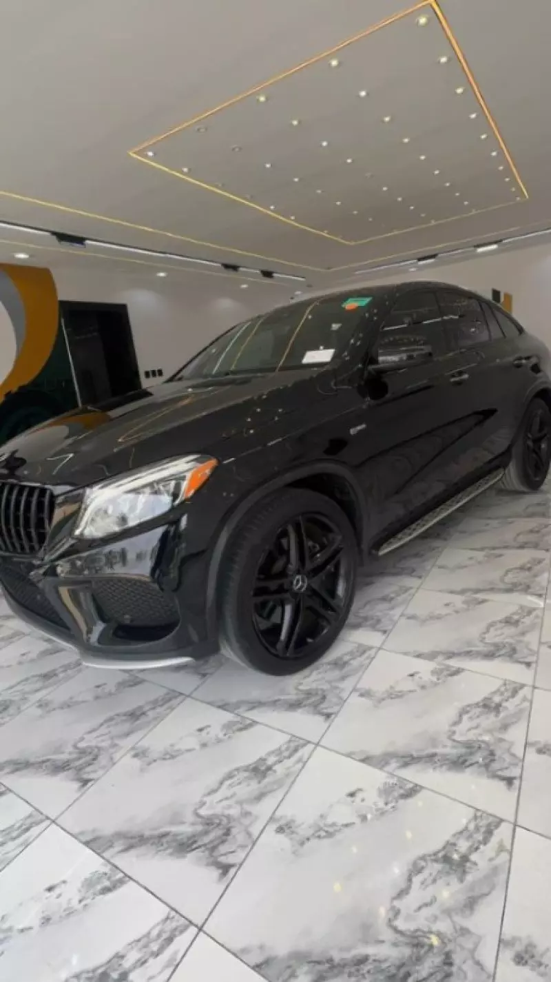 Mercedes-Benz GLE 43 AMG   - 2017