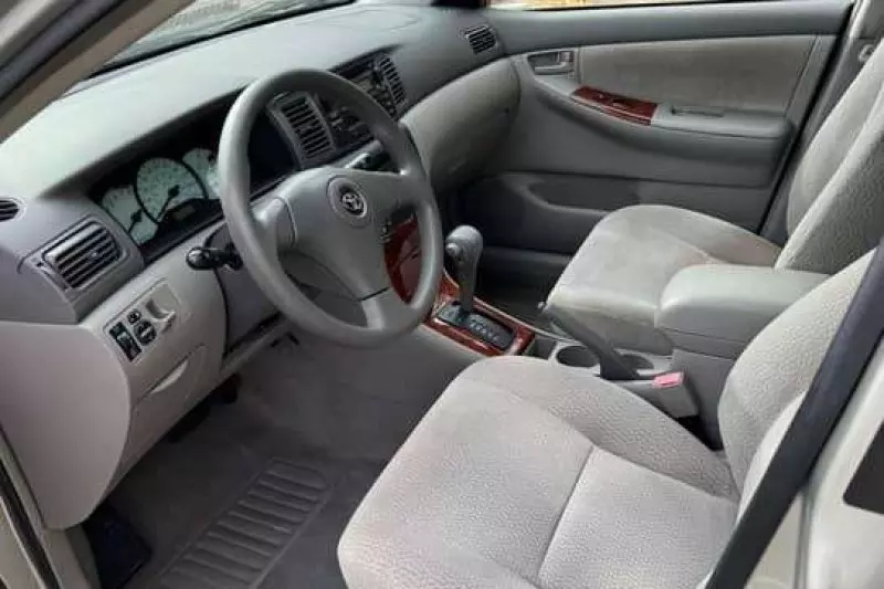 Toyota Corolla   - 2013
