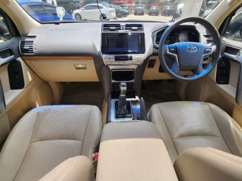 TOYOTA Prado   - 2020