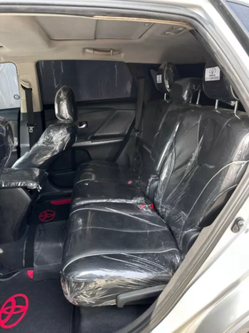Toyota Venza   - 2014