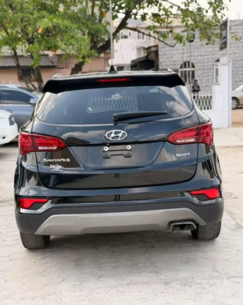 Hyundai Santa Fe Sport   - 2016