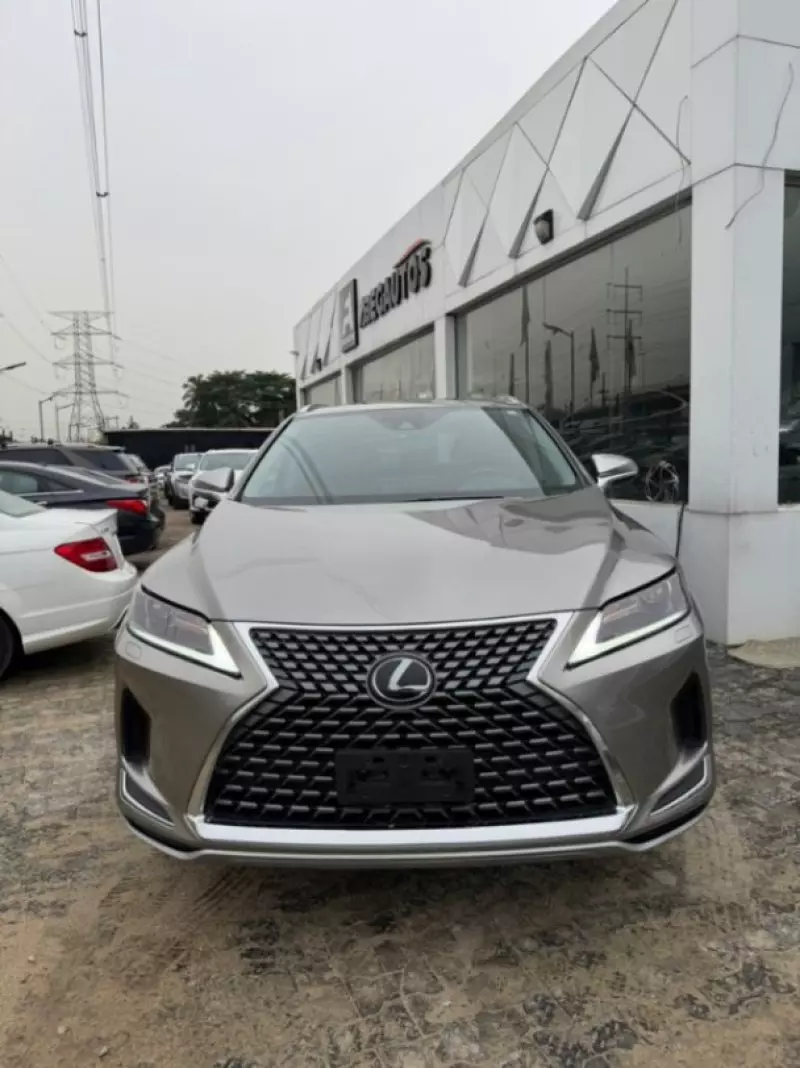 Lexus RX   - 2017