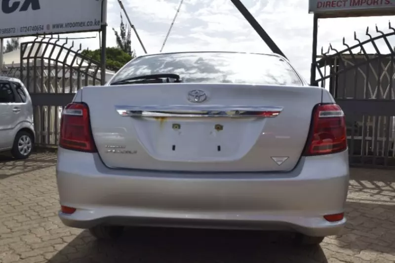 Toyota Axio    - 2018