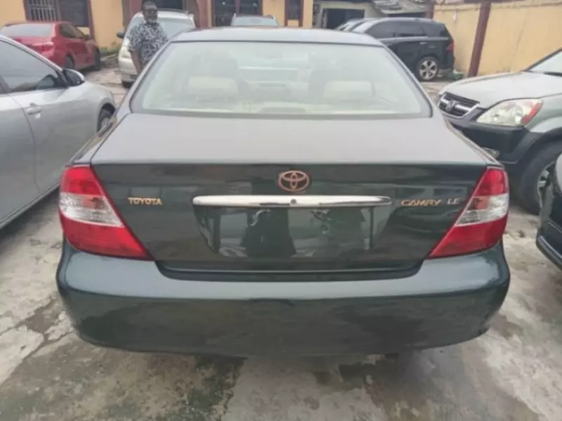 Toyota Camry   - 2002