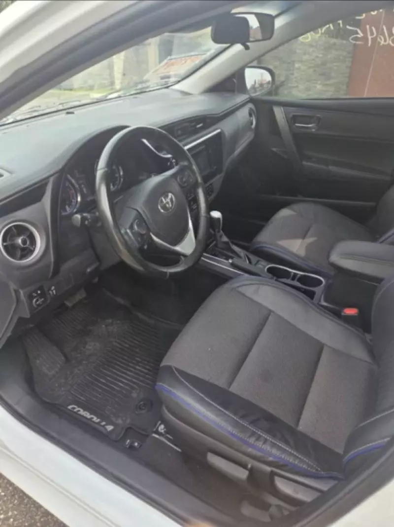 TOYOTA Corolla   - 2019