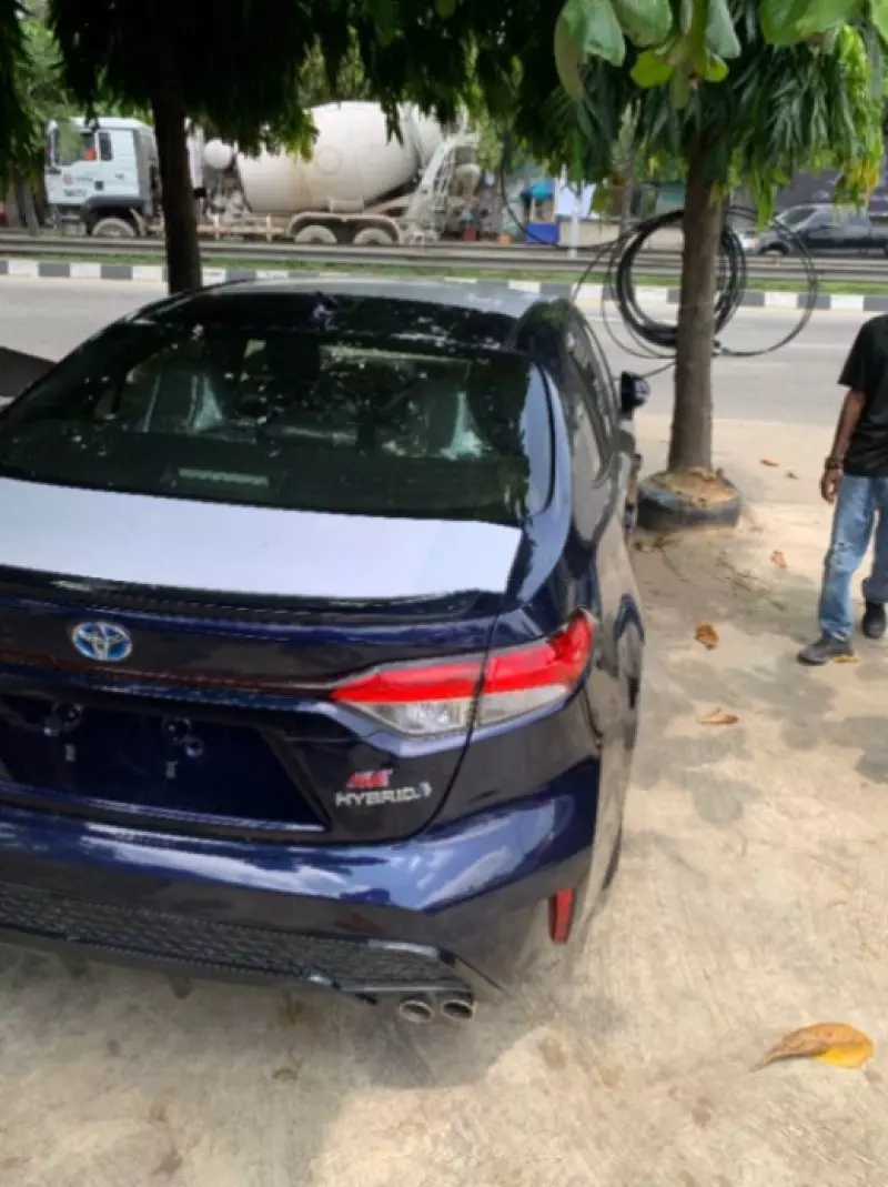 TOYOTA Corolla   - 2023