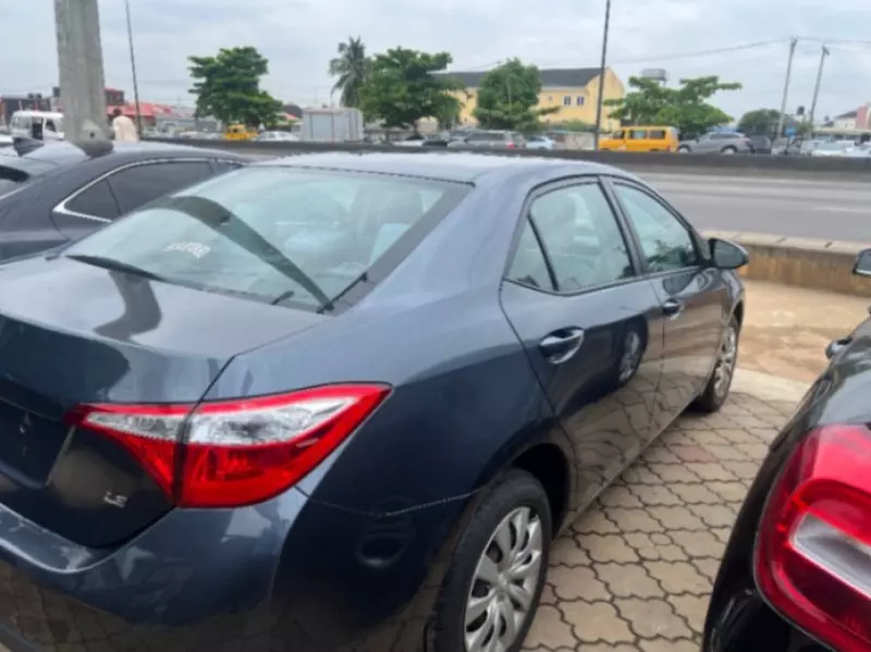 TOYOTA Corolla   - 2016