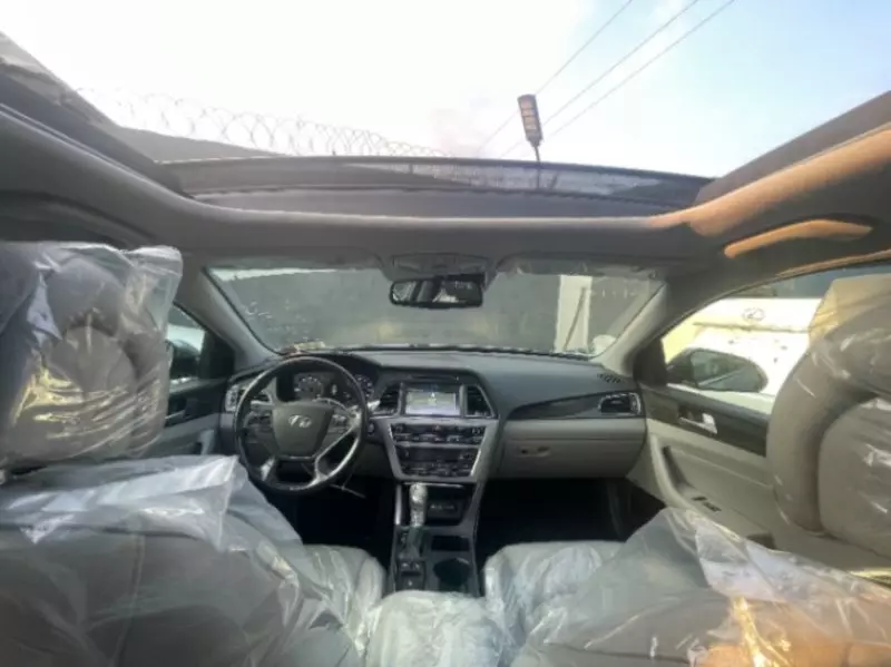 Hyundai Sonata   - 2016