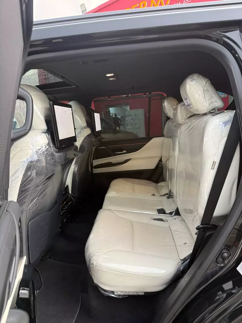 Lexus LX 600   - 2022
