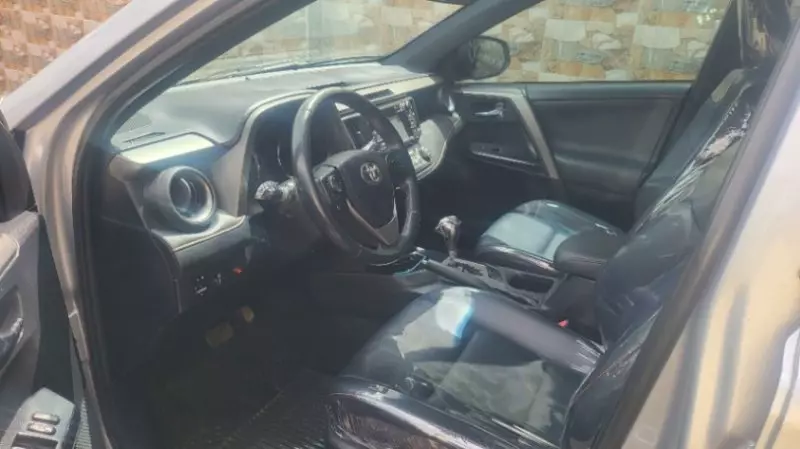 Toyota RAV4   - 2016