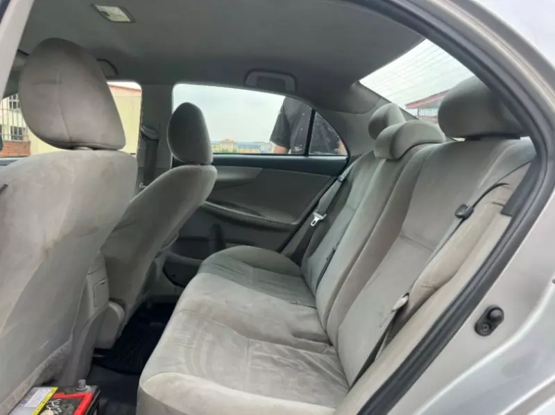 Toyota Corolla - 2012