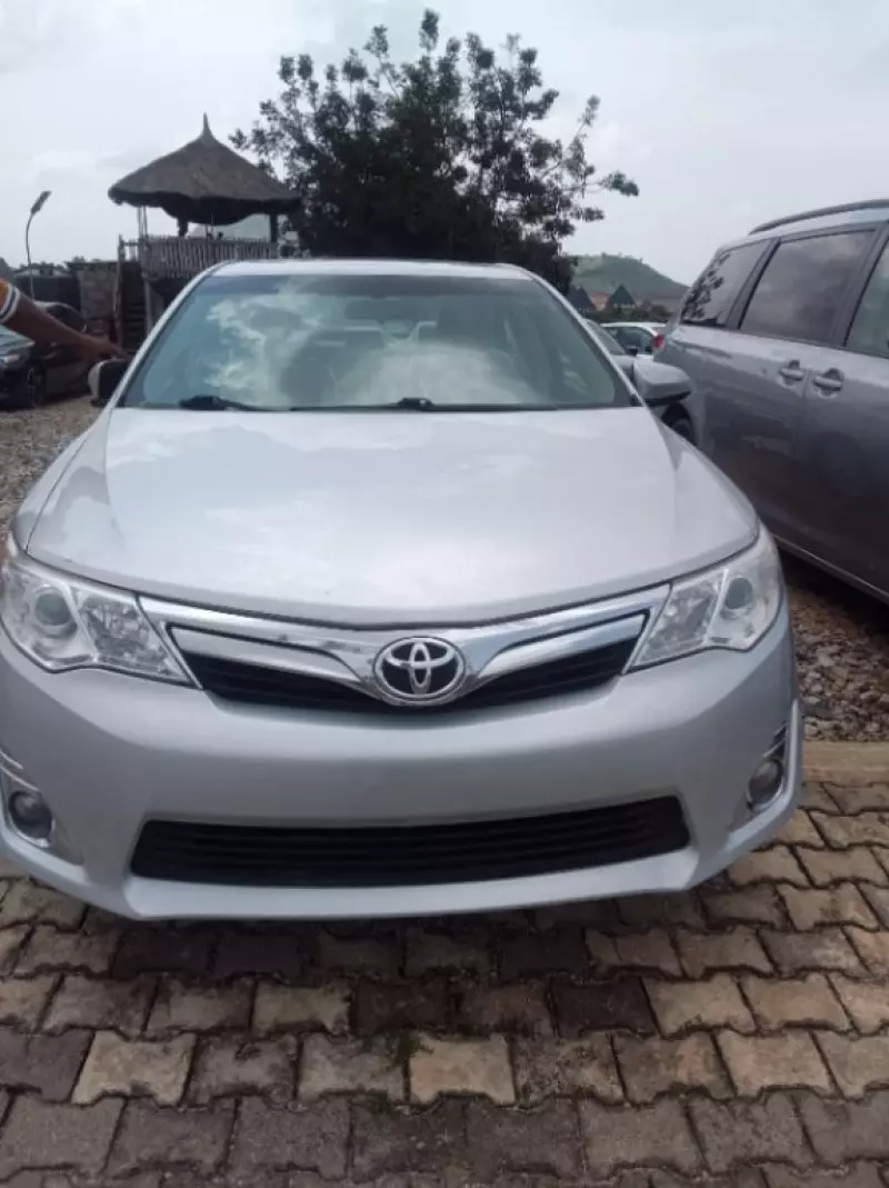 TOYOTA camry - 2014