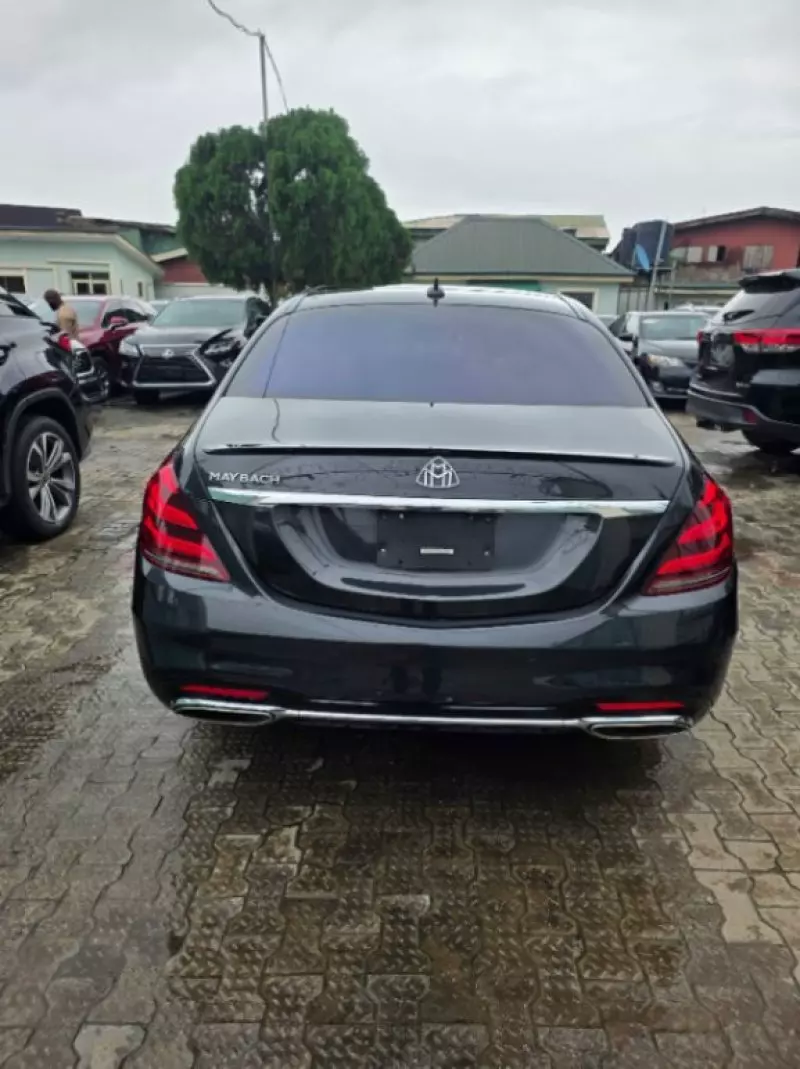 Mercedes-Benz S-Class   - 2018