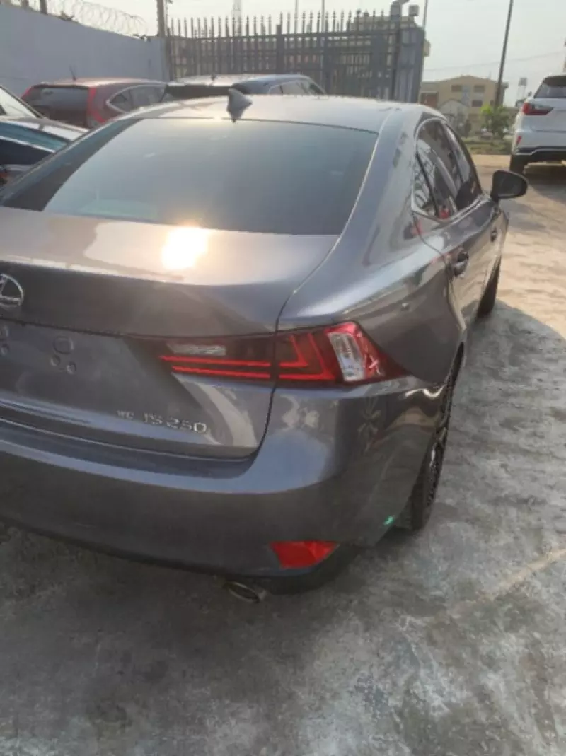 Lexus IS 250   - 2014