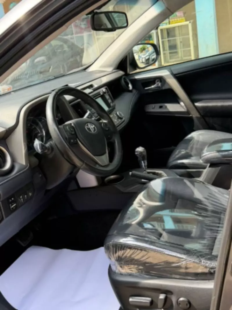 Toyota RAV 4   - 2014
