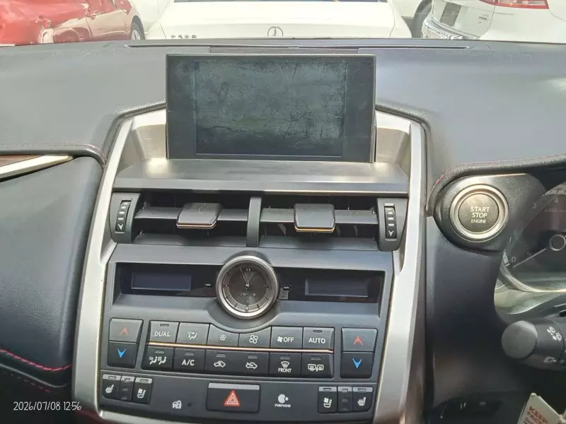 Lexus NX 200T - 2015