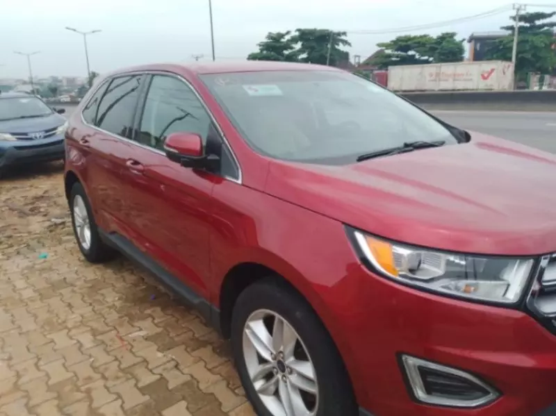 Ford Edge   - 2016