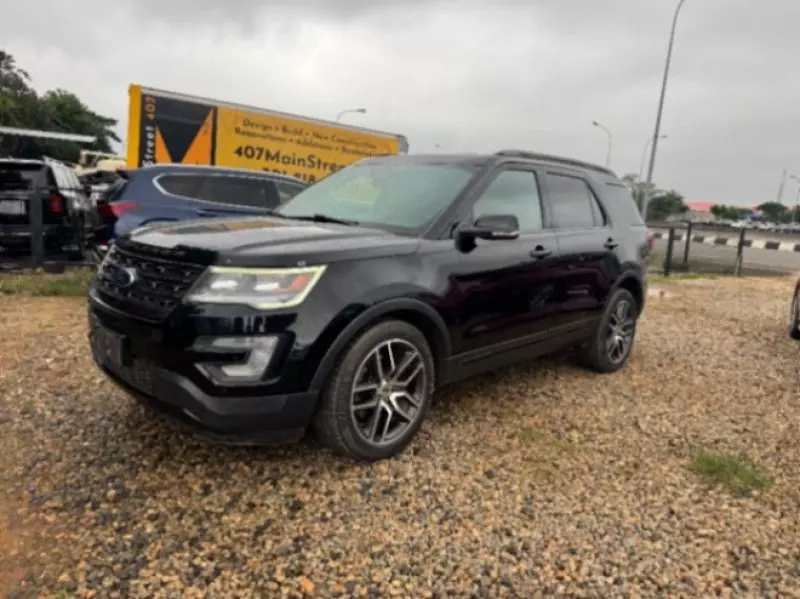 Ford Explorer   - 2014