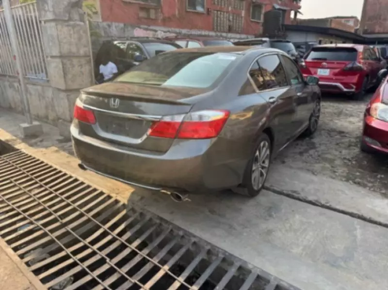 Honda Accord   - 2013