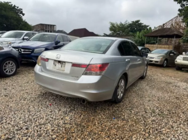 Honda Accord   - 2008