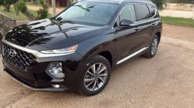 Hyundai Santa Fe   - 2020