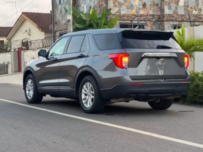 Ford Explorer   - 2014