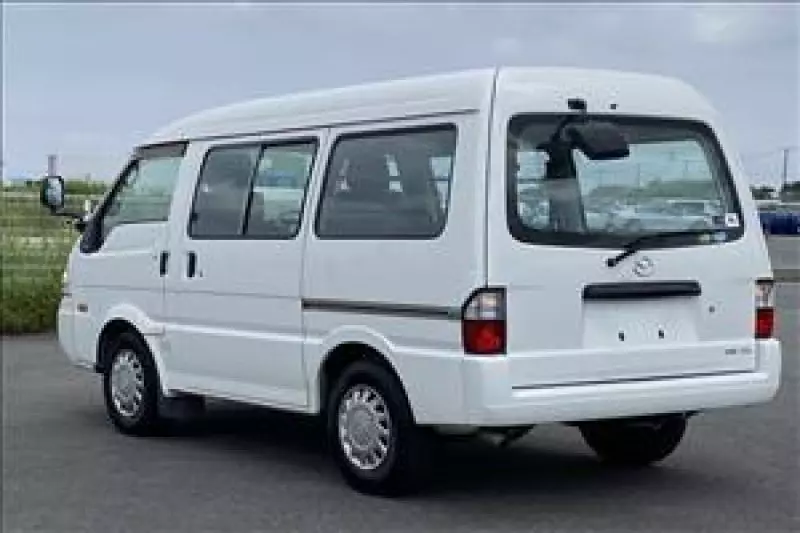 Mazda Bongo   - 2017
